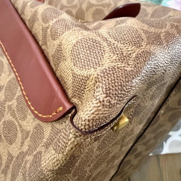 Coach Hadley Hobo 79249 Signature Canvas Bag with Heart Charm - Picture 4 of 16